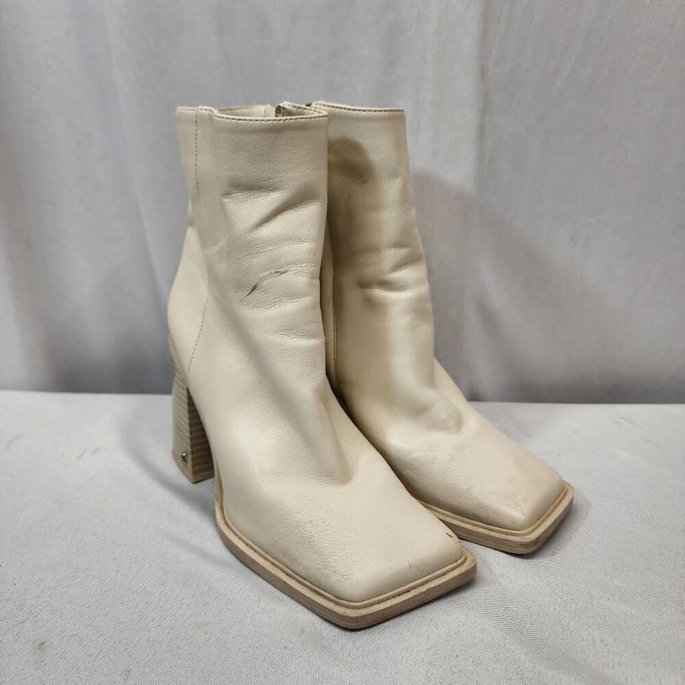 Circus By Sam Edelman Layla 2 Ivory Square Toe Stacked Block Heel Boots Womens 8
